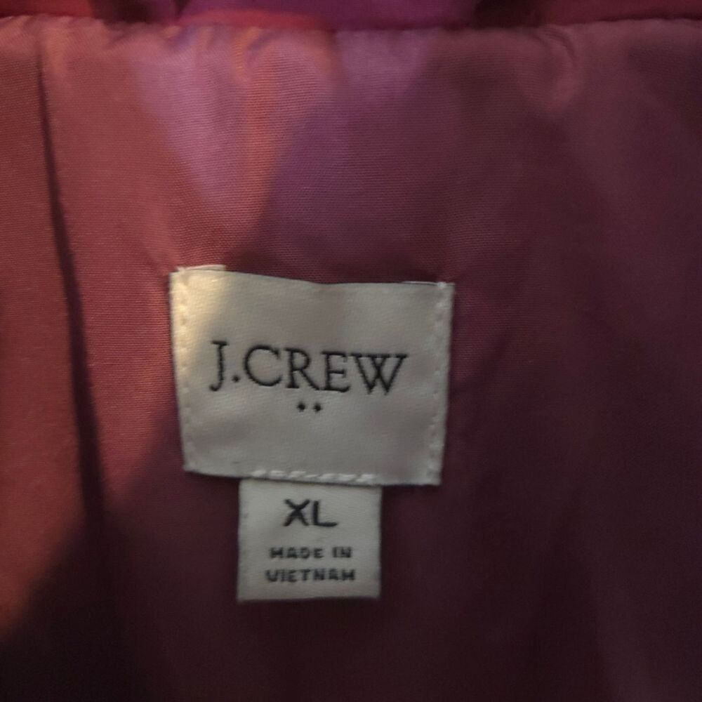 J. Crew Women's Raspberry Colored Quilted Vest Front Pockets Zip Up Size XL - Picture 8 of 10